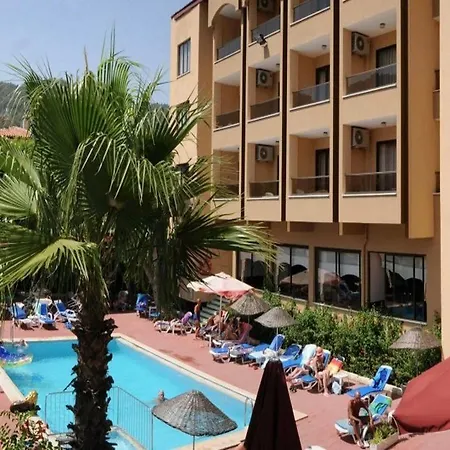 Siesta & Juniper Otel