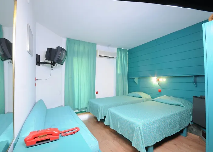 Siesta & Juniper Hotel 3*