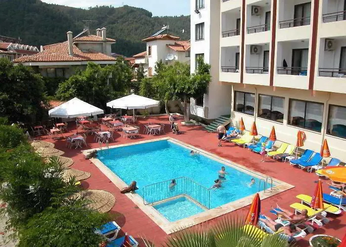Siesta & Juniper Hotel İçmeler