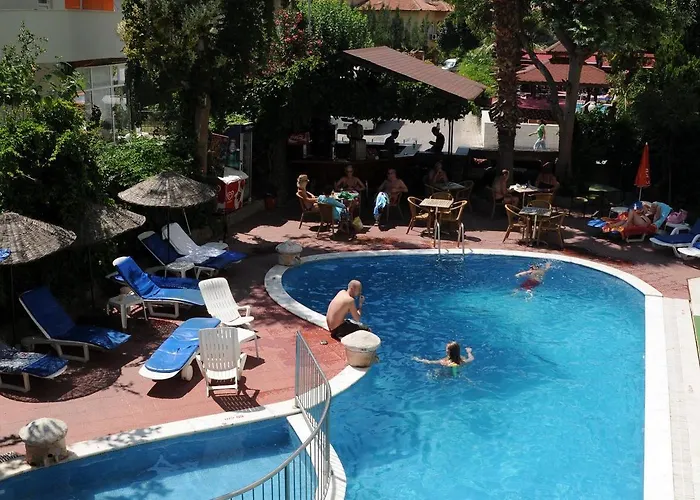 Siesta & Juniper Hotel İçmeler