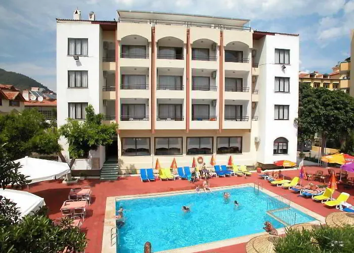 Siesta & Juniper Hotel İçmeler